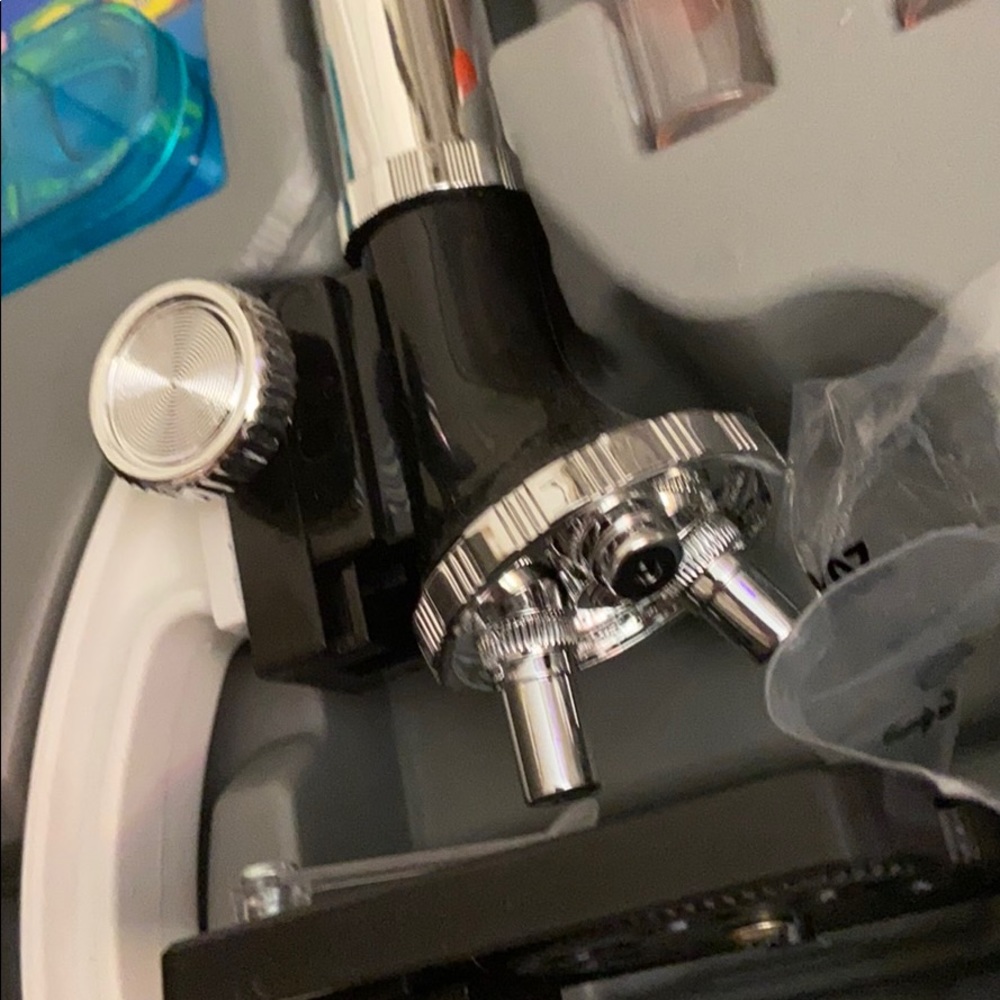 Kids Microscope - Picture 2 of 5